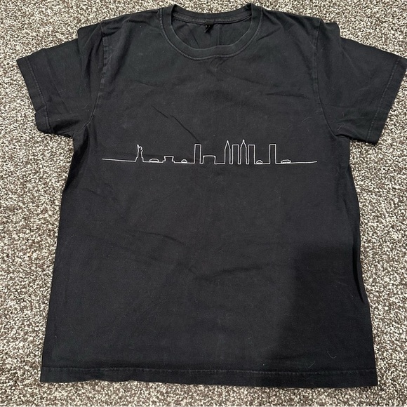 Tops - Black nyc Skyline cotton T-Shirt